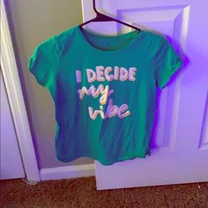 I decide my vibe graphic tee